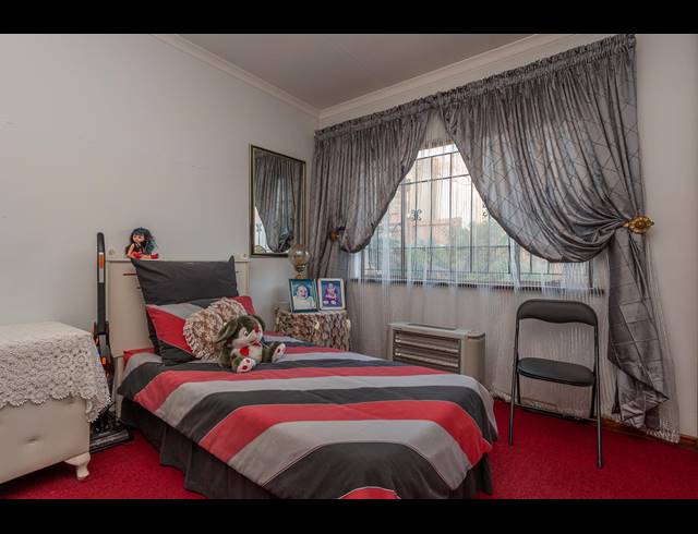 3 BEDROOM HOUSE FOR SALE IN WINCHESTER HILLS